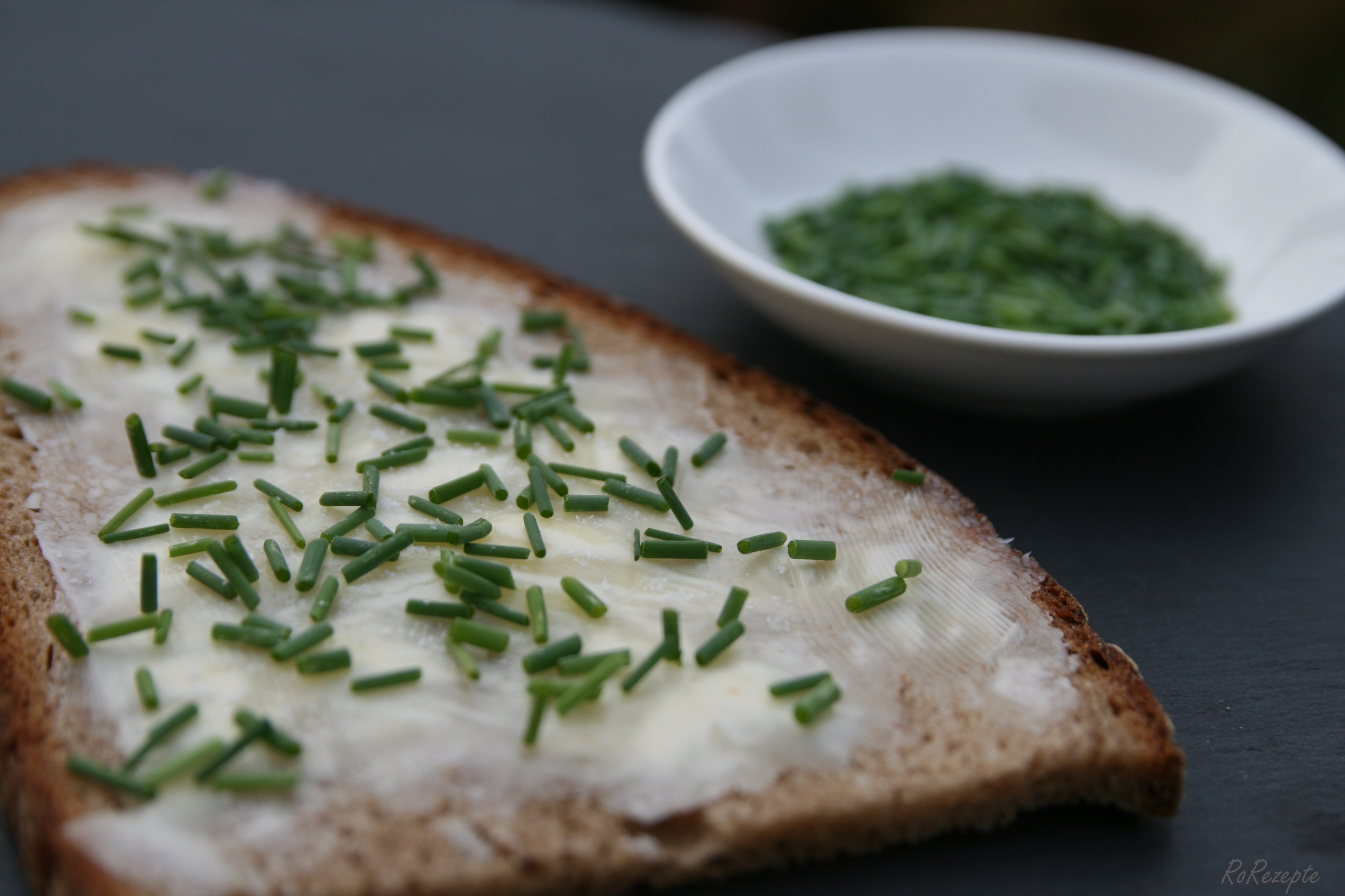 Butterbrot mit wildem Schnittlauch - RoRezepte