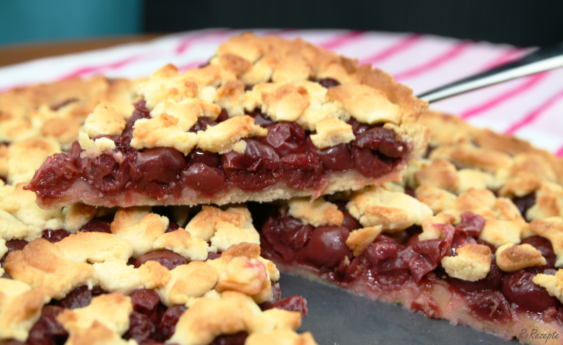 Kirschstreuselkuchen - RoRezepte Kirschstreuselkuchen - RoRezepte
