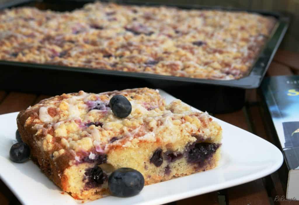 Heidelbeer-Streuselkuchen vom Blech - RoRezepte